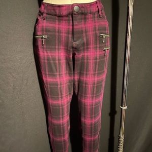 Torrid cropped pants. Purple plaid. Lots of stretch. Size 18. Like new.